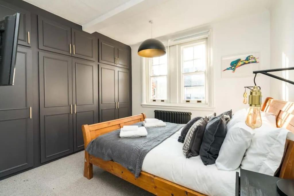 3 X Bedroom Riverside Flat With Hot Tub On Roof Terrace London Luaran gambar