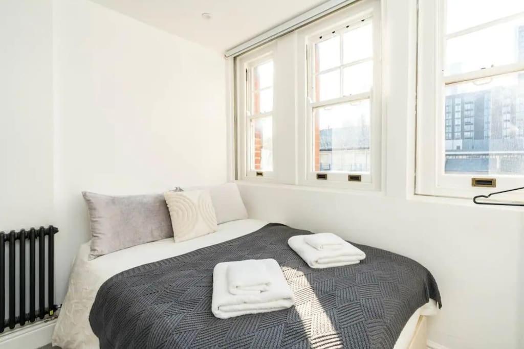 3 X Bedroom Riverside Flat With Hot Tub On Roof Terrace London Luaran gambar