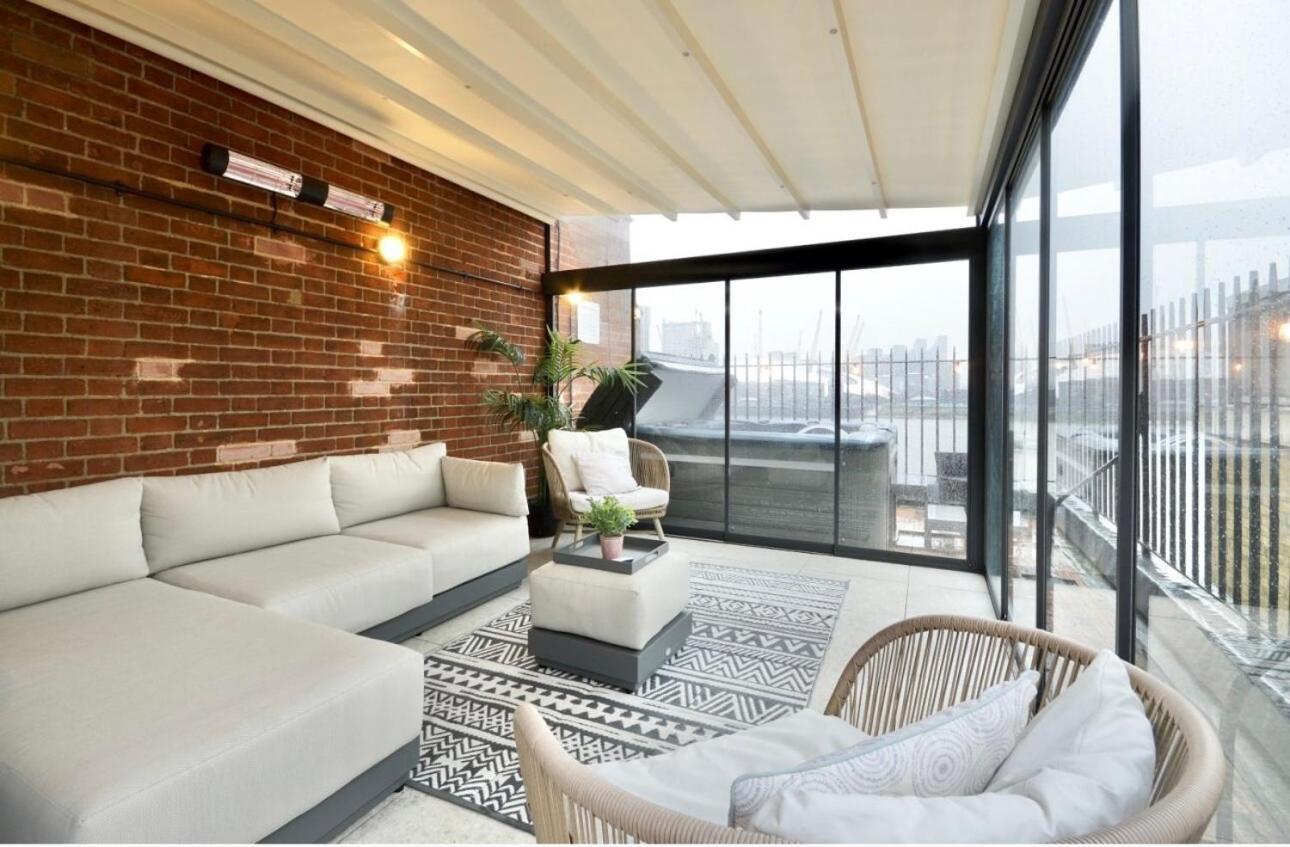 3 X Bedroom Riverside Flat With Hot Tub On Roof Terrace London Luaran gambar